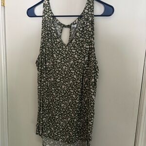 Old Navy Olive Green Floral Keyhole Tank